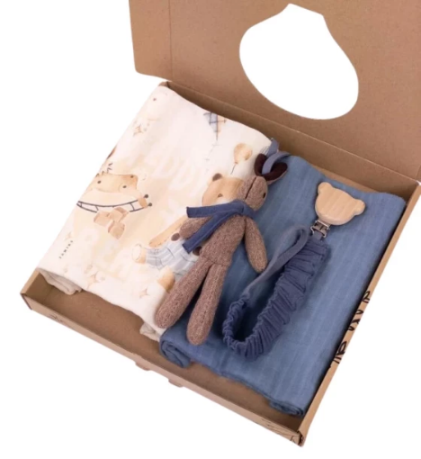 صورة مجموعة جاميكس هدايا المواليد - كوفلة وإكسسوار المصاصة منقوشة متعددة الألوان للأولاد