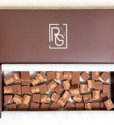 صورة قولدن بايتس كنافة بالشوكولاتة – توليفة الكندر واللوتس الساحرة