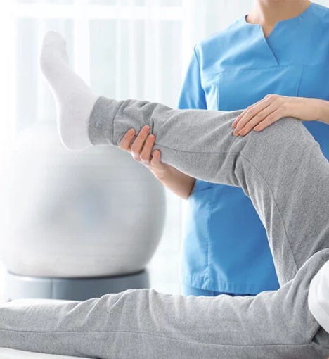 صورة العلاج الفيزيائي الطبيعي - استعادة الحركة والحياة - ثلاث جلسات