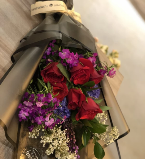 صورة باقة زهور طبيعية من الأزهار الرقيقة تنسيق بوكيه 16