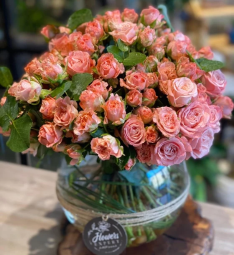 صورة باقة زهور طبيعية من الأزهار الرقيقة تنسيق بوكيه 22