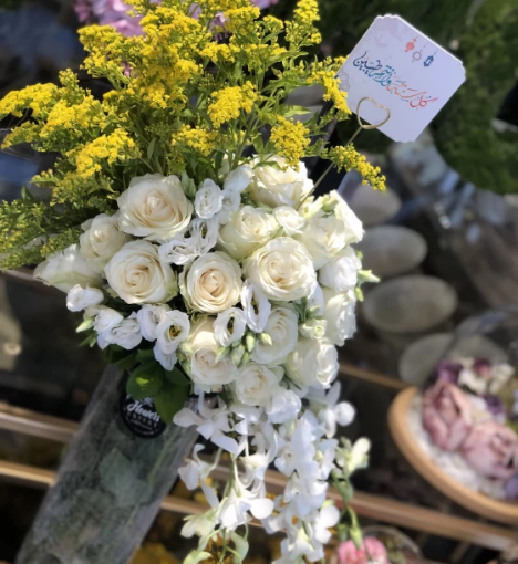 صورة باقة زهور طبيعية من الأزهار الرقيقة تنسيق بوكيه 35