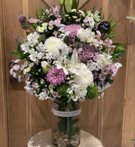 صورة باقة زهور طبيعية من الأزهار الرقيقة تنسيق بوكيه 38