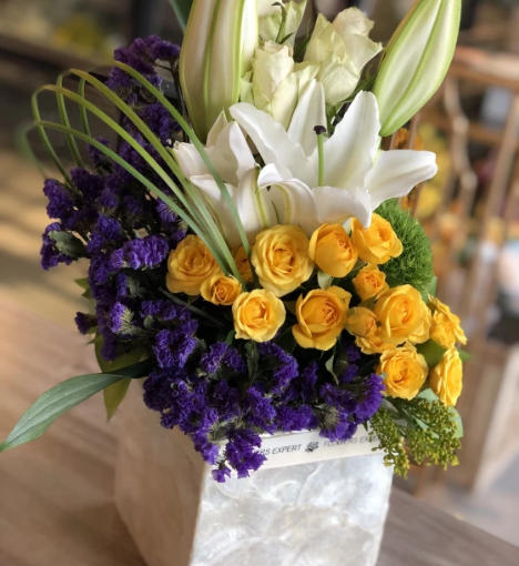 صورة باقة زهور طبيعية من الأزهار الرقيقة تنسيق بوكيه 39