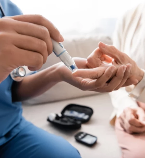 صورة خدمة الرعاية اليومية لمرضى السكري لمدة أسبوع في المنزل
