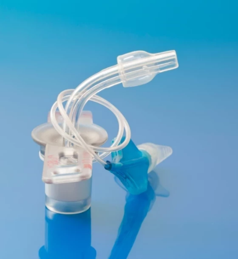 صورة خدمة العناية بأنبوبة التنفس عبر القصبة الهوائية  في المنزل