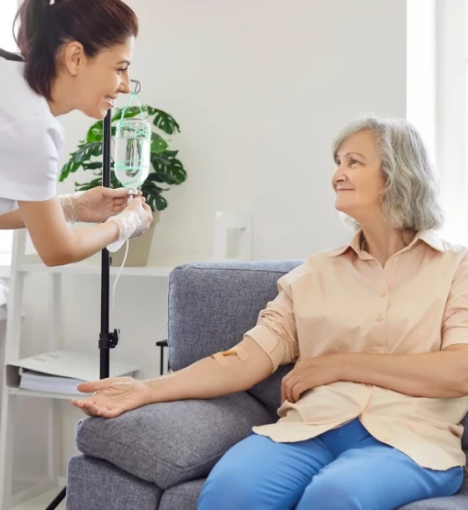 صورة خدمة إعطاء المضاد الحيوي بالوريد في المنزل – بدون الدواء