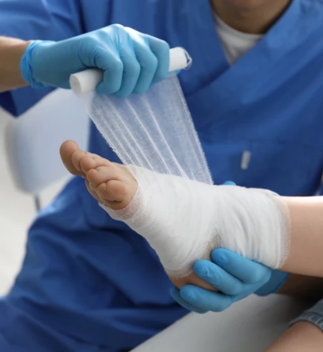 صورة خدمة تغيير جروح من الدرجة الثانية في المنزل